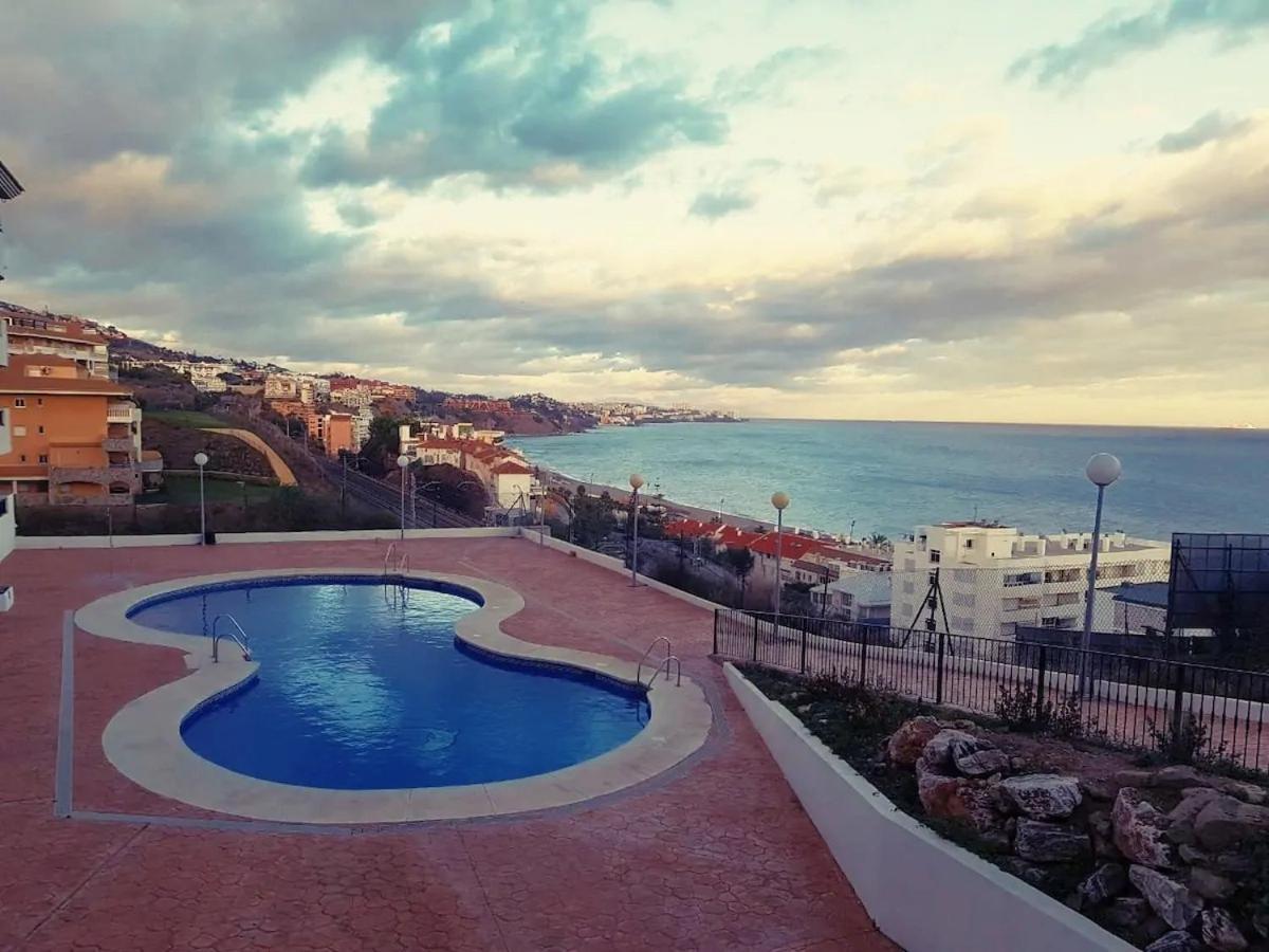 Апартаменты Penthouse Near The Beach Фуэнхирола Экстерьер фото